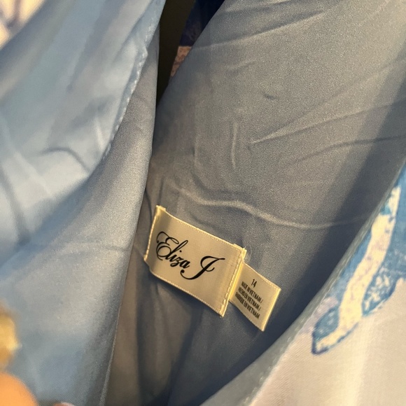 NWT Eliza J Flora Halter Neck Maxi Dress In Blue - Picture 5 of 5